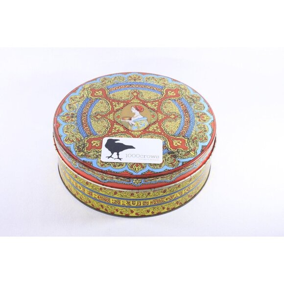 Vintage lithographed fruit cake tin, Baroque medallion decorative storage tin - Picture 2 of 10